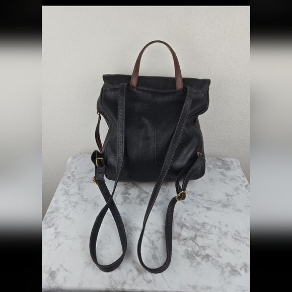 Fossil Black Leather Backpack - Picture 2 of 12